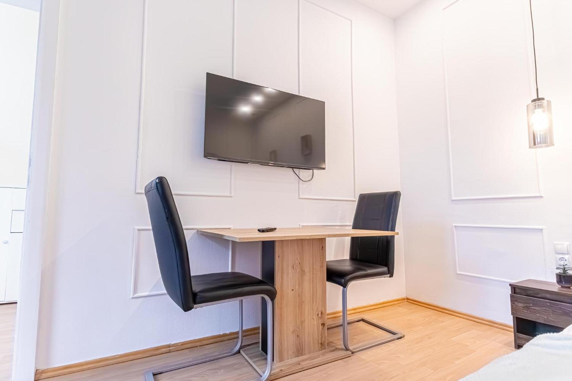 Spacious Shared Apartment Schoenbrunn Vienna Esterno foto