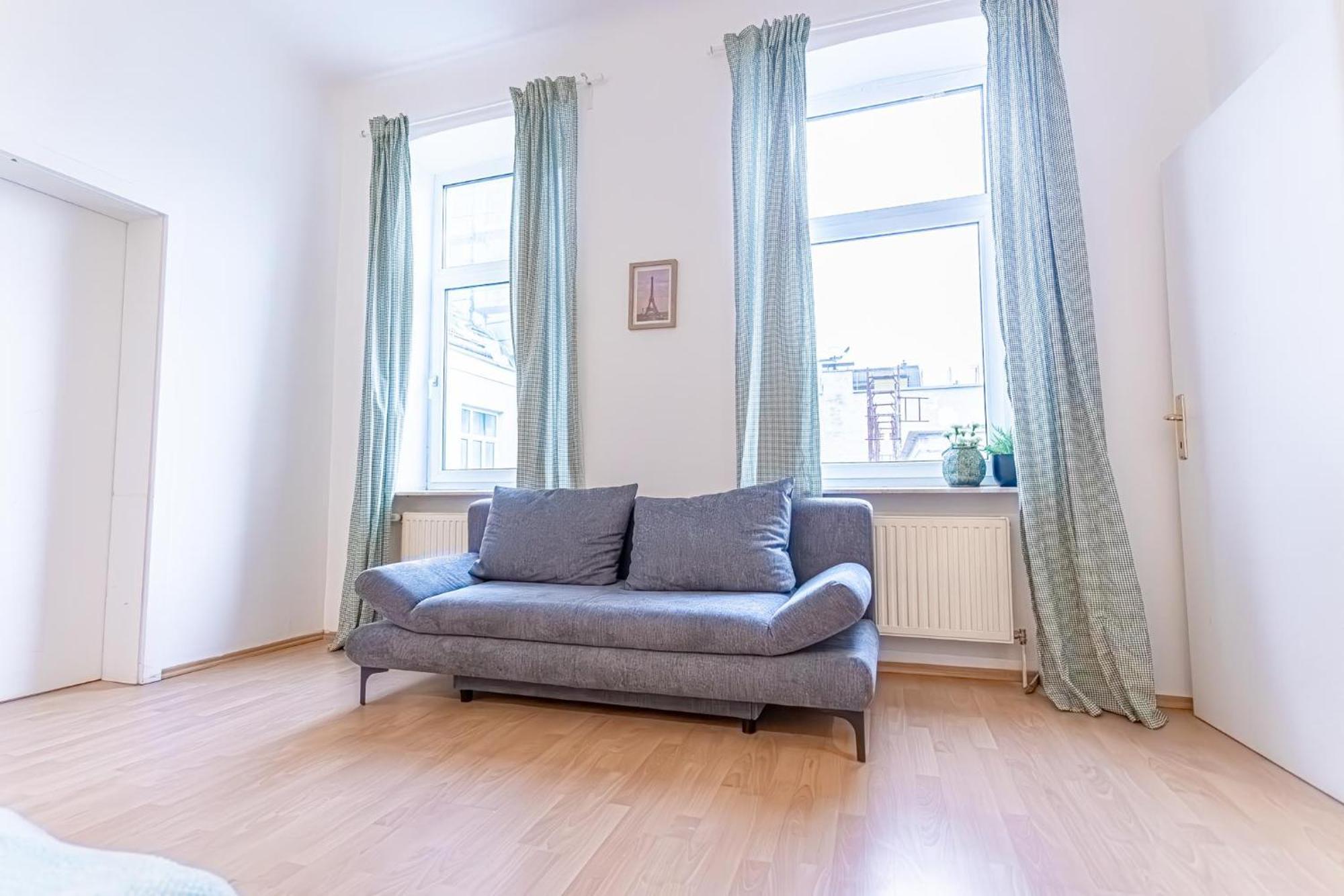 Spacious Shared Apartment Schoenbrunn Vienna Esterno foto